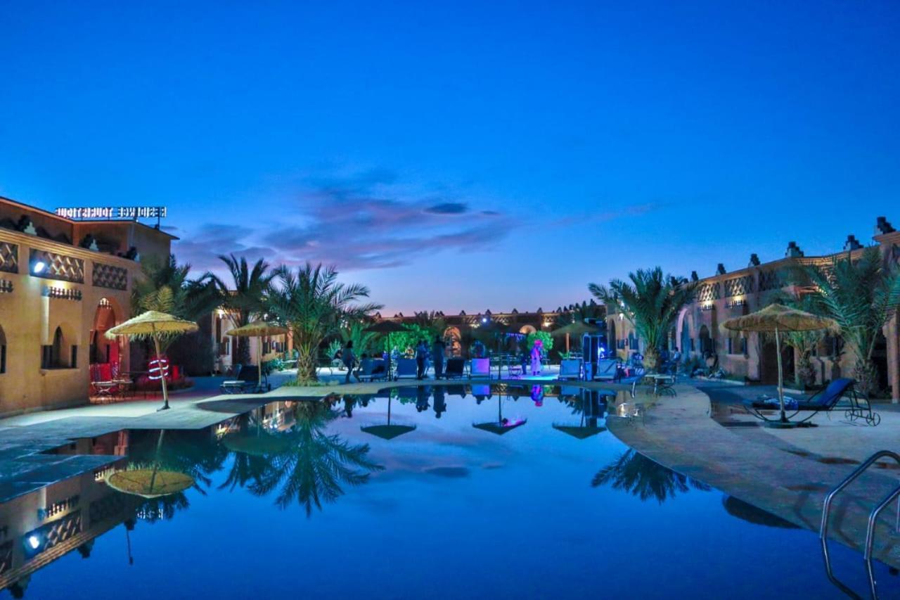 Residence Touristique Merzouga Buitenkant foto